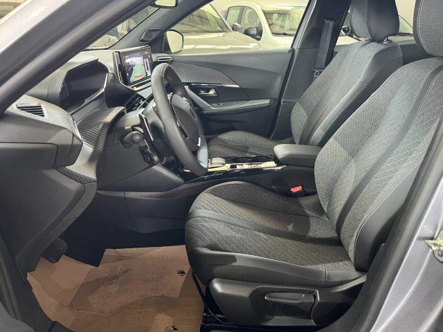 PEUGEOT 2008 1.2 T 130CV EAT8 Allure /NAVI/LED/TELECAM/PARK