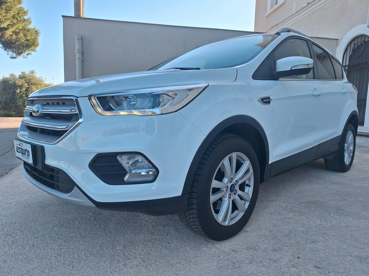 Ford Kuga 1.5 TDCI 120 CV Titanium PERFETTA