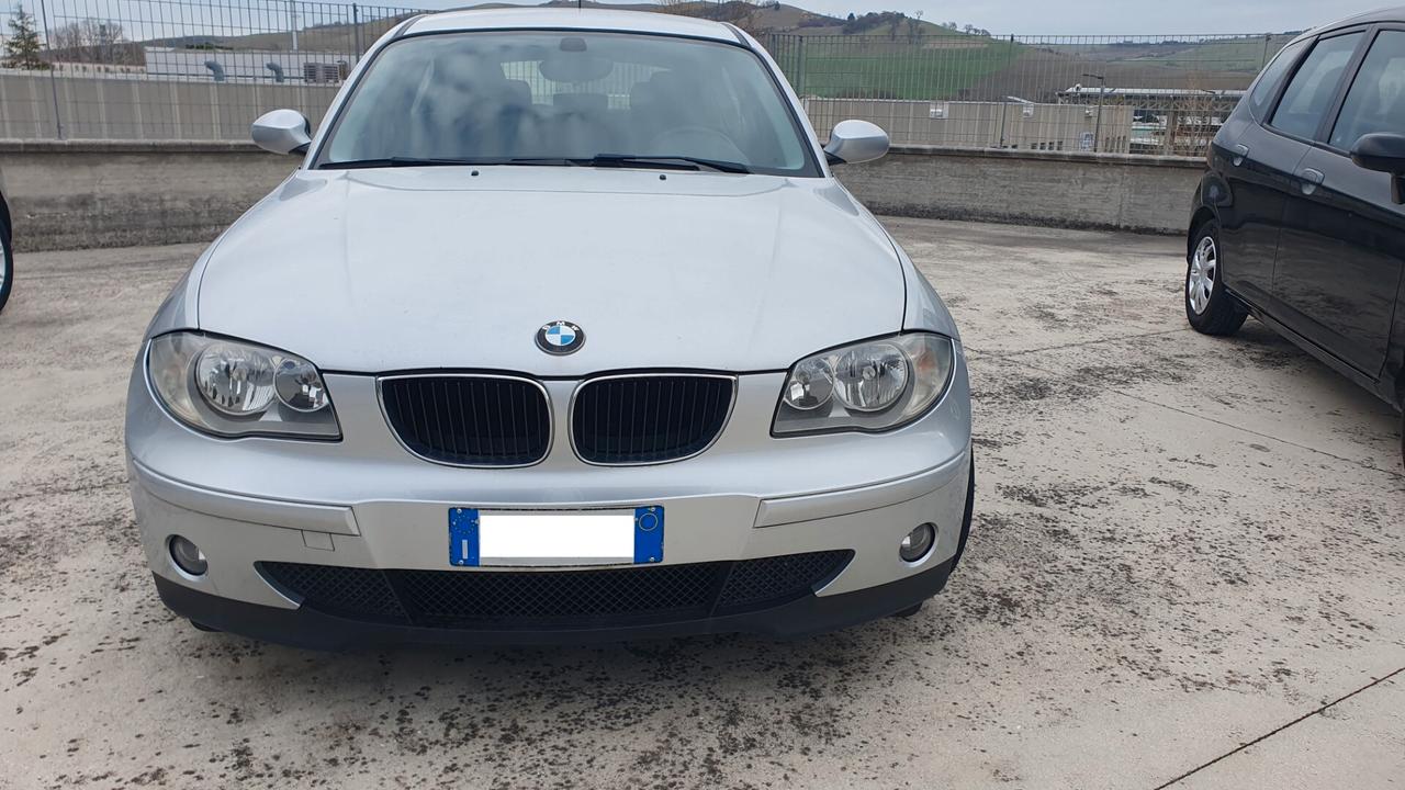 Bmw 116i cat 5 porte Eletta metano