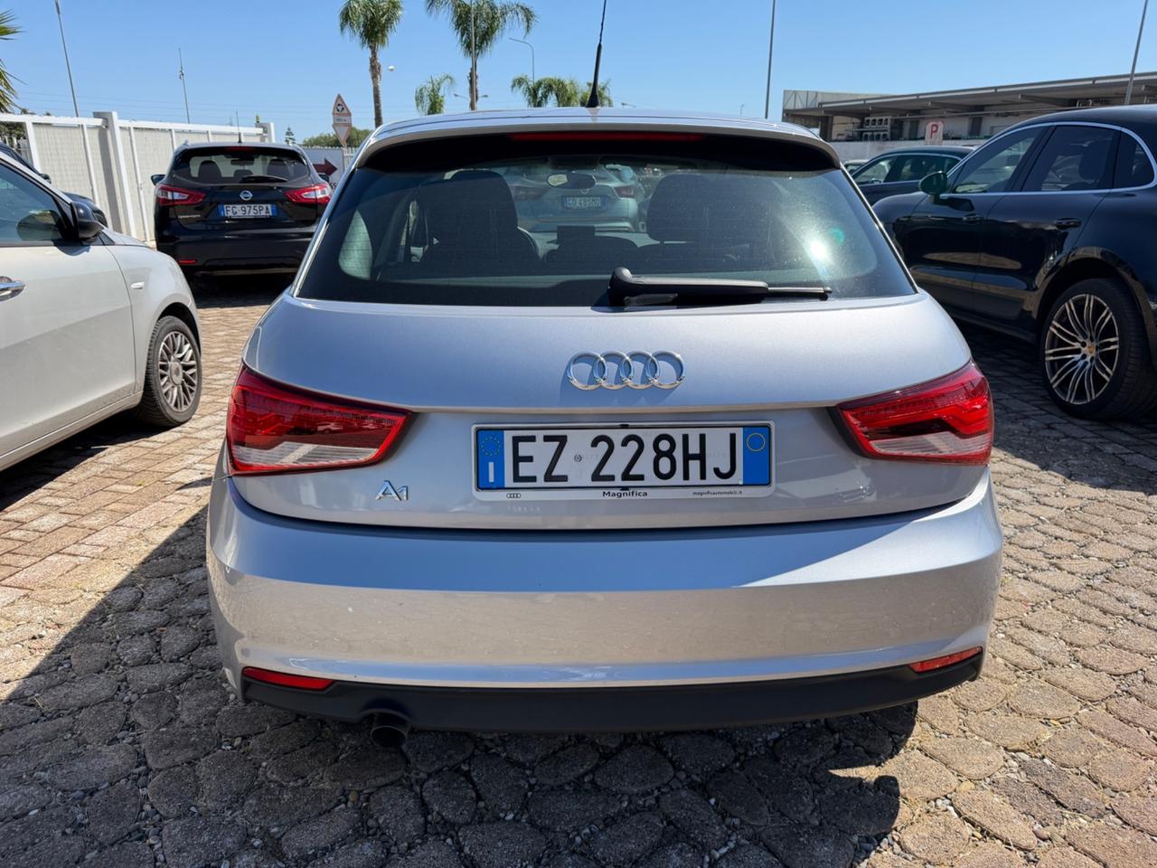 Audi A1 SPB 1.6 TDI 116 CV Metal plus
