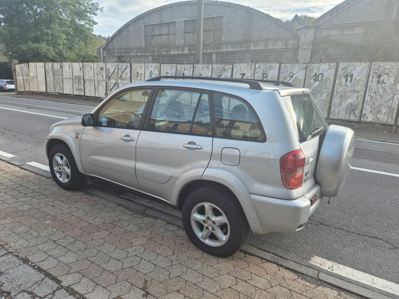 Toyota RAV 4 RAV4 2.0 Tdi D-4D cat 5 porte
