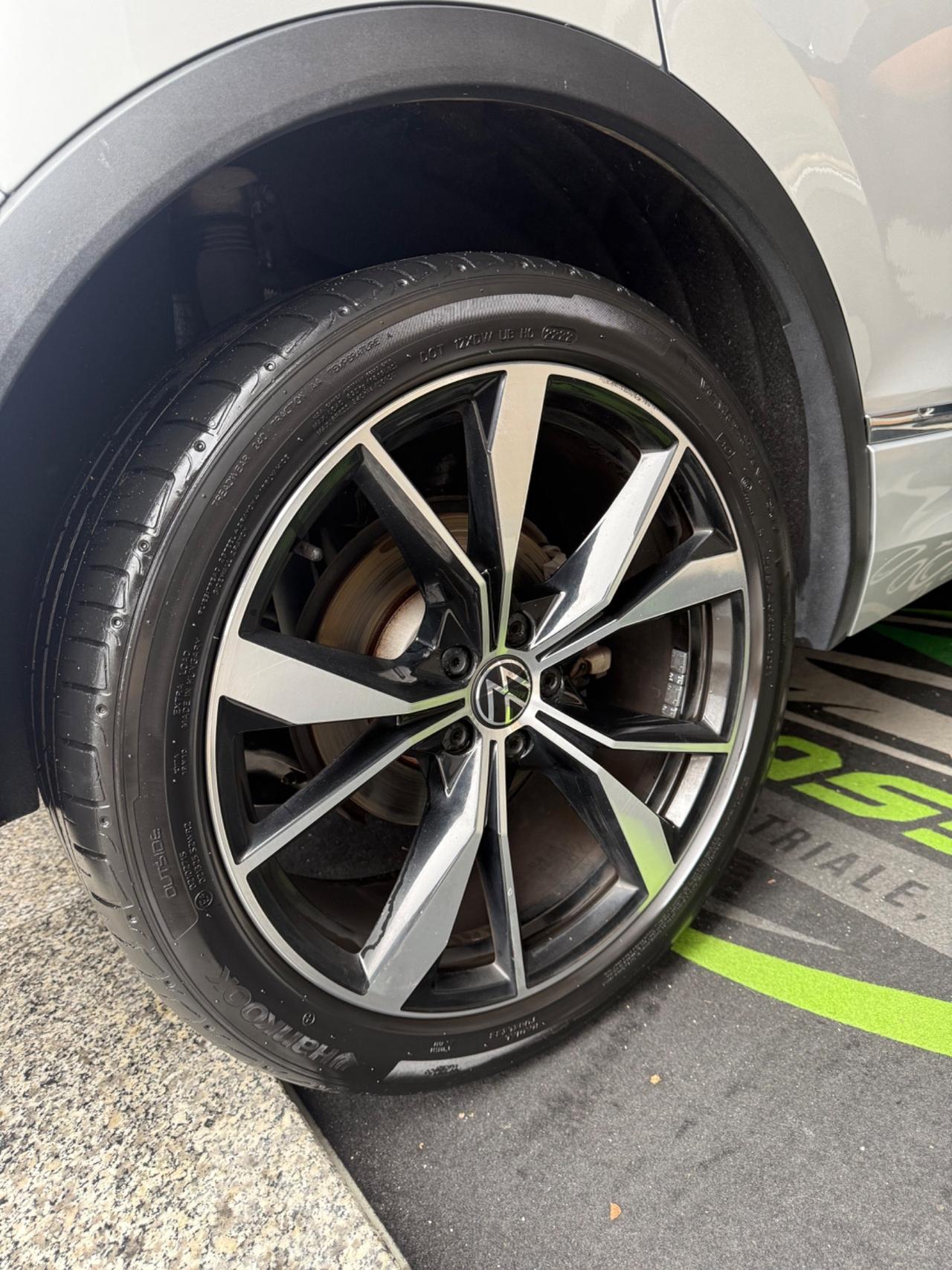 Volkswagen Tiguan 2.0 TDI 150 CV SCR DSG 4MOTION R-Line