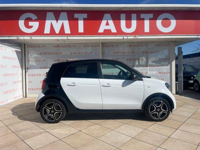 SMART ForFour 0.9 90CV URBAN PACK LED TETTO PANORAMA
