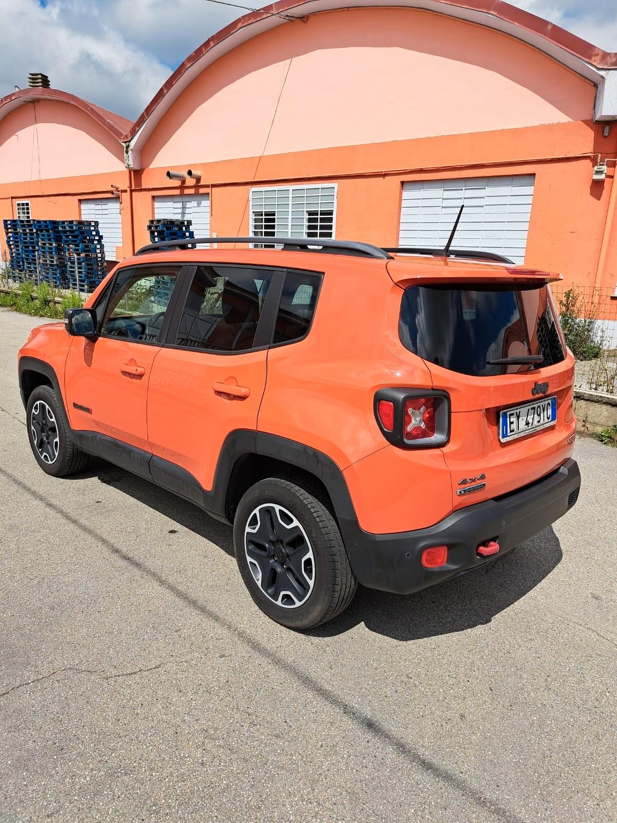 Jeep Renegade 2.0 Mjt 170CV 4WD Active Drive Low Trailhawk