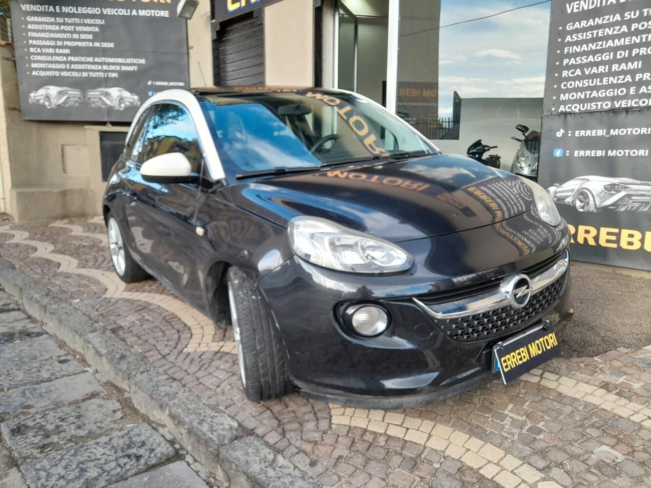 Opel Adam 1.4 87 CV GPL Tech Unlimited