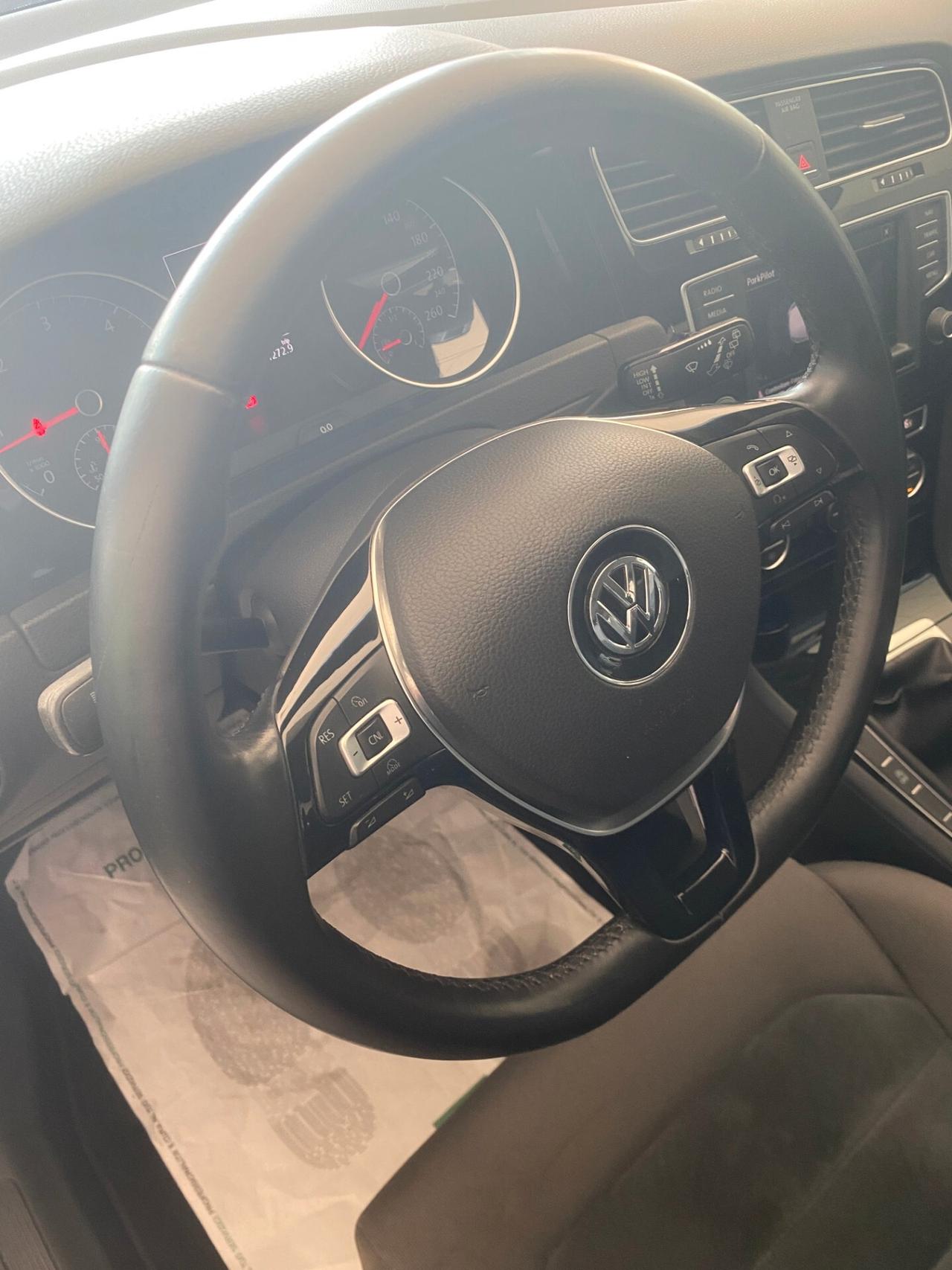 Volkswagen Golf Business 1.6 TDI 5p. Highline BlueMotion Technology