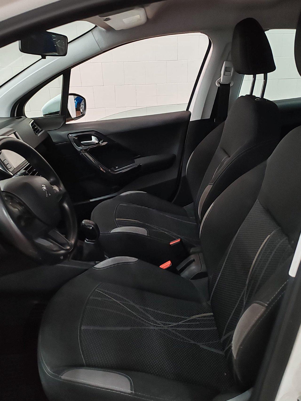 Peugeot 208 1.0 5 PORTE
