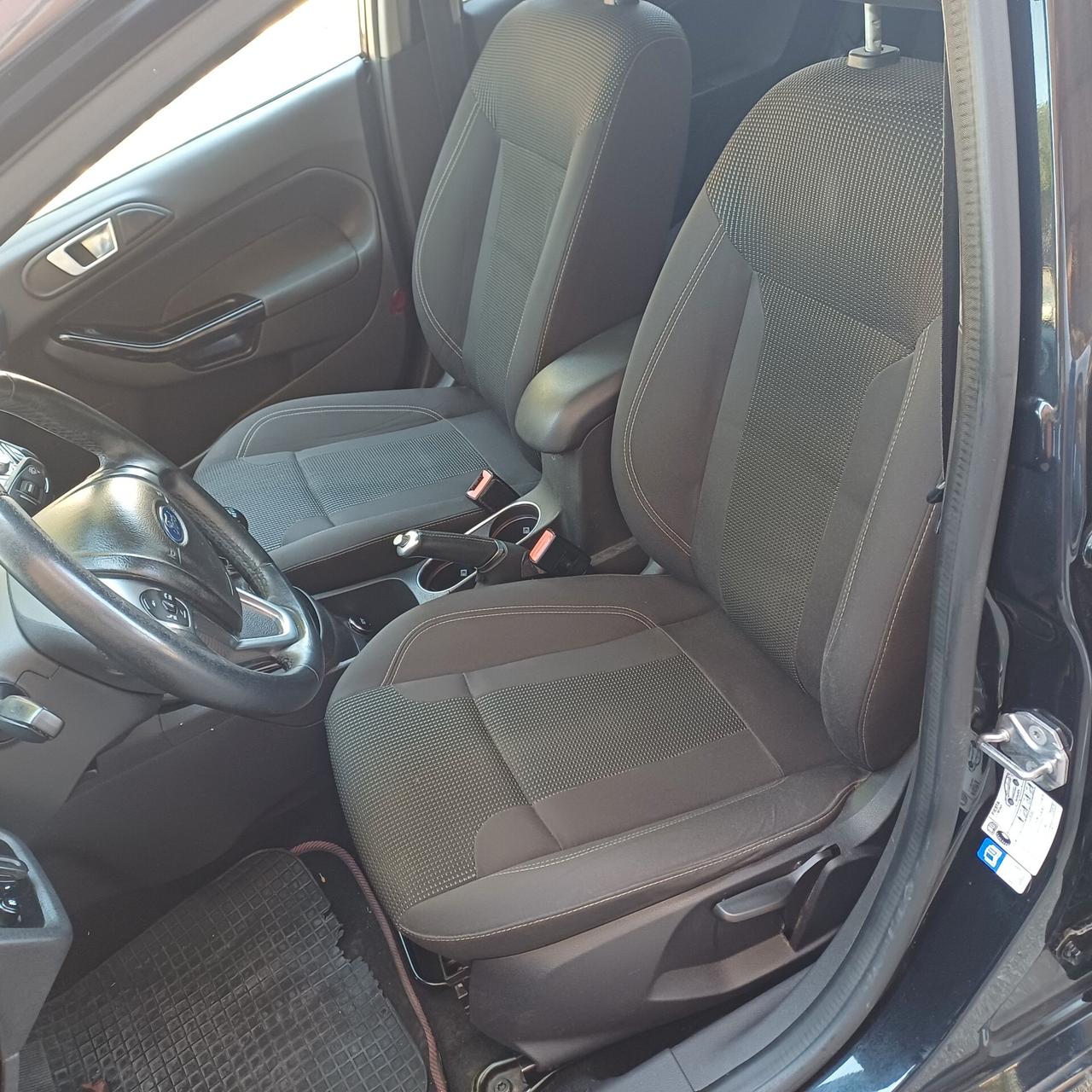 Ford Fiesta 1.5 TDCi 95CV 5 porte Titanium