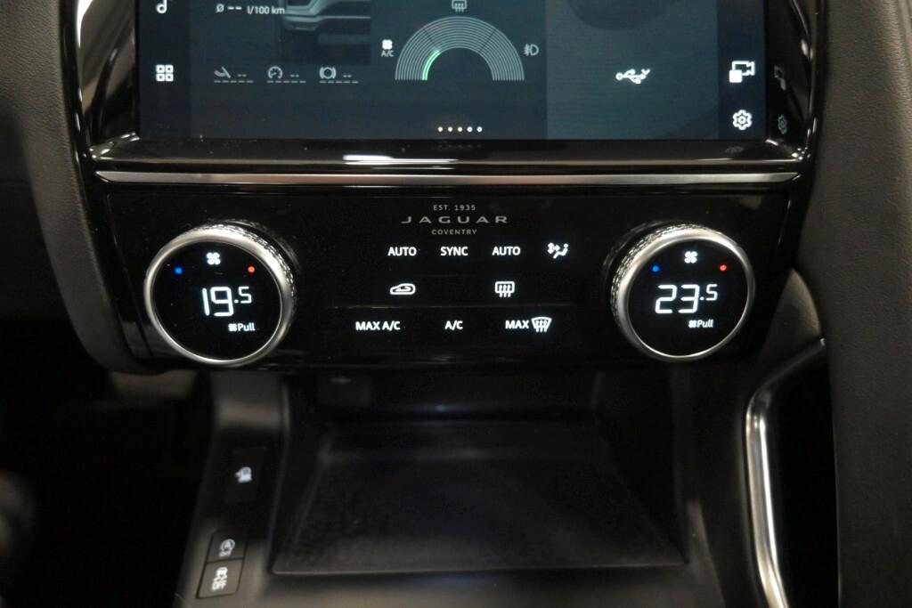 JAGUAR E-PACE 2.0D I4 204CV AWD AUTO ( FARI LED - TETTO PANORAMICO - NAVI - MIRROR - PDC - TELECAMERA POST. - CERCHI 18 )