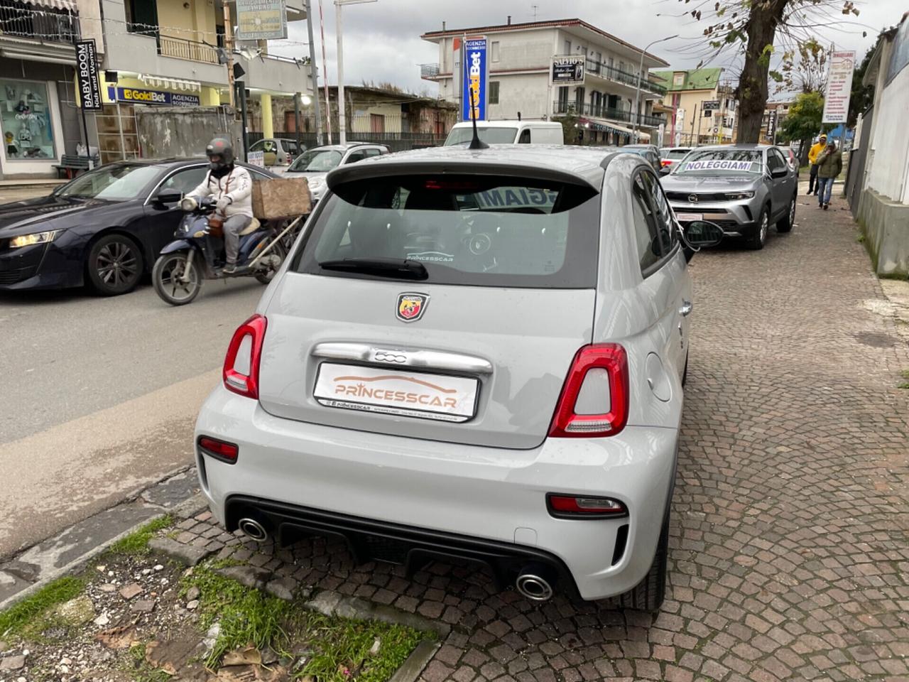 Abarth 595 1.4 Turbo T-Jet 165 CV