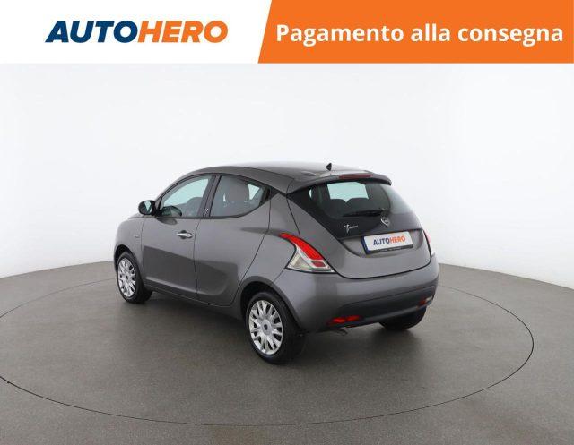 LANCIA Ypsilon 1.2 69 CV 5 porte Silver