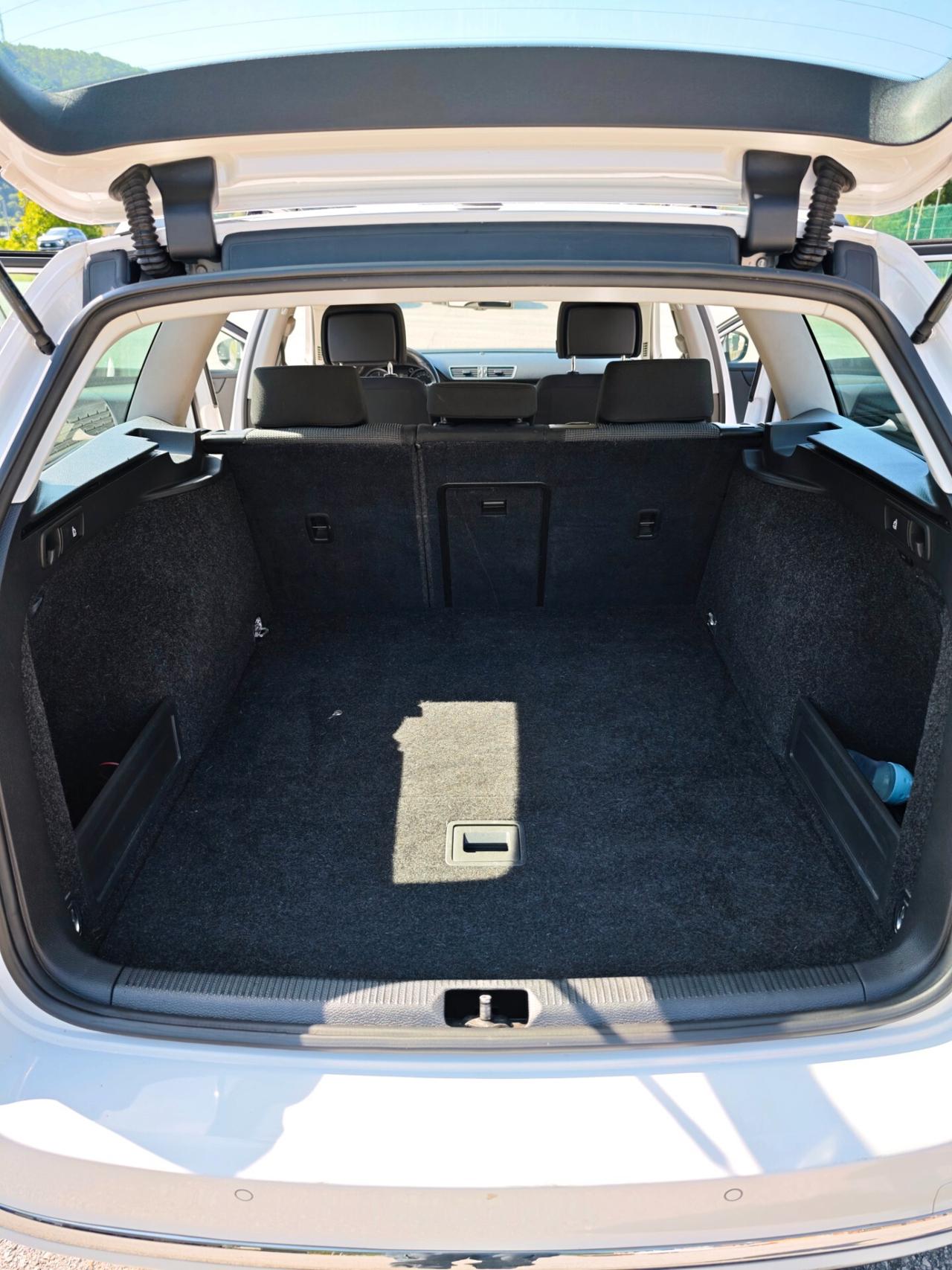 Volkswagen Passat Var. 1.6 TDI BlueMotion Tech.