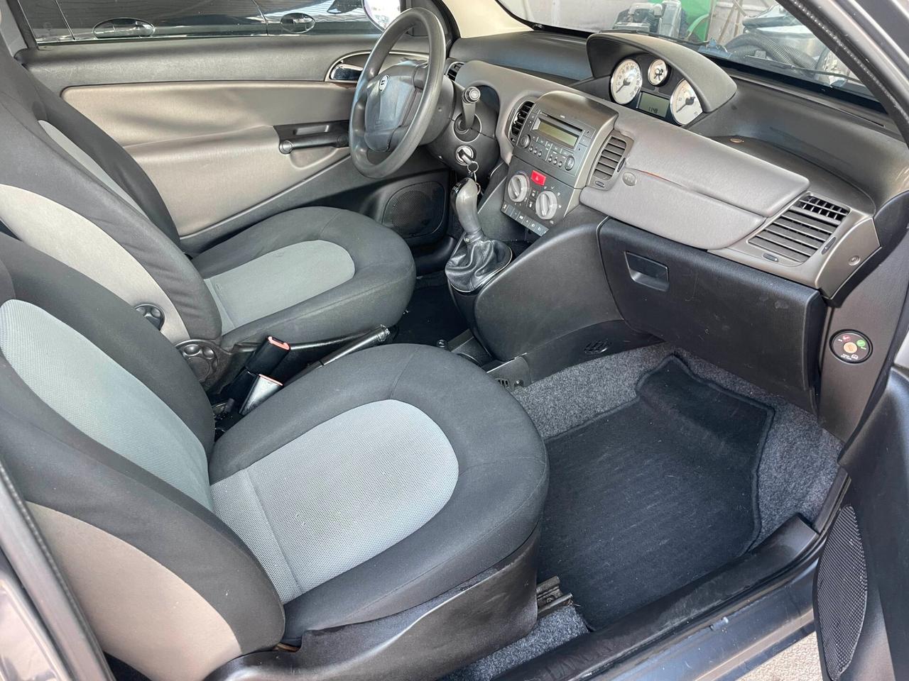 Lancia Ypsilon 1.3 Multijet 16V Oro