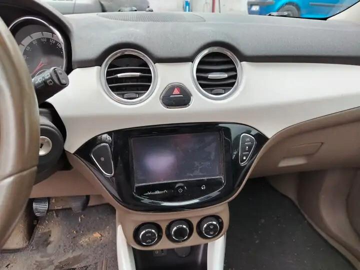 Opel Adam 1.4 87 CV GPL Tech Jam