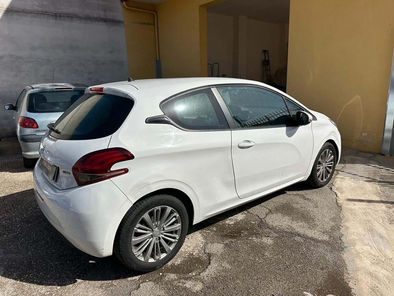 PEUGEOT 208 3PORTE 1.2BENZINA-GPL 82CV