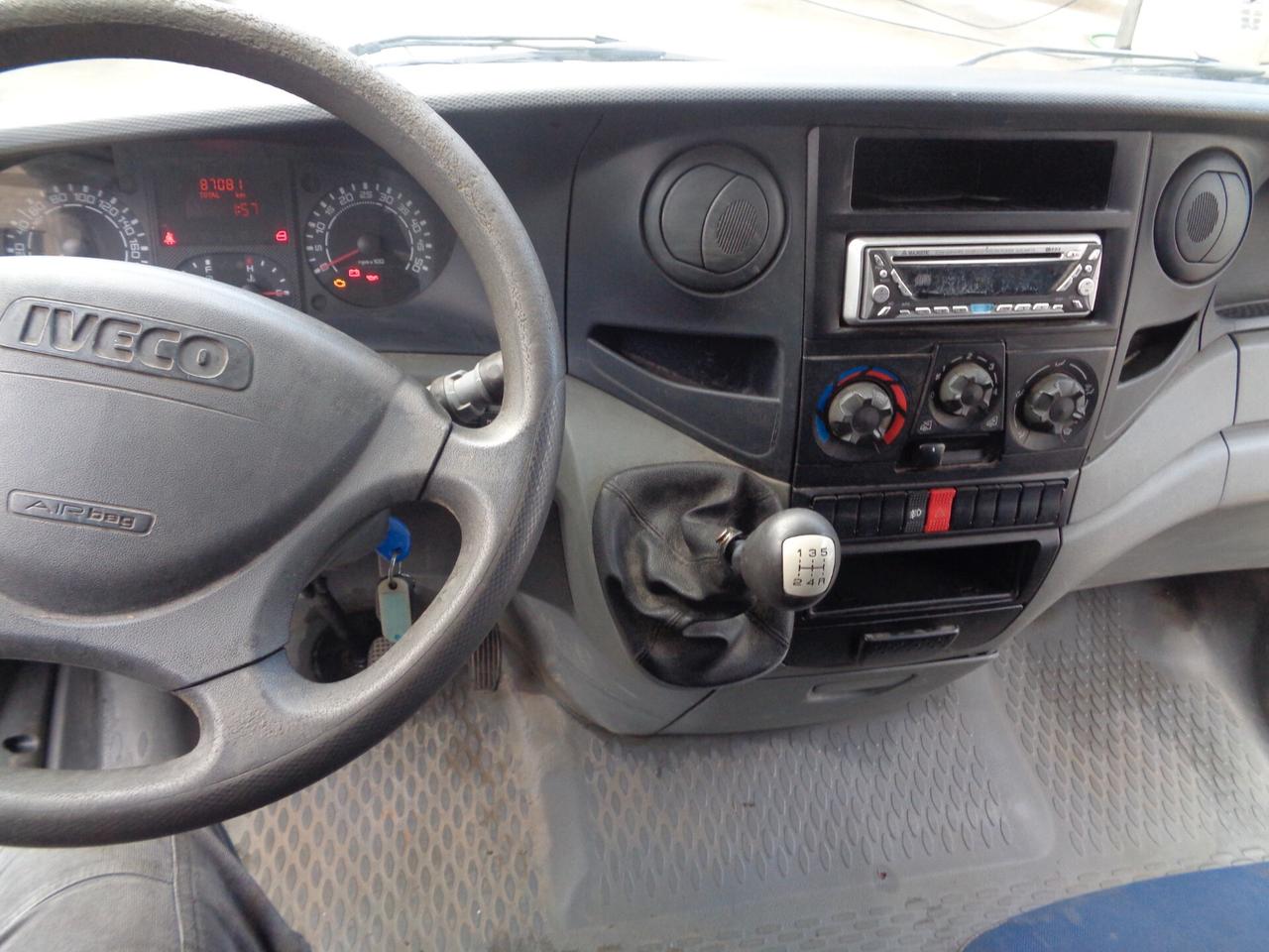 Iveco Daily 35S12P 2.3 Hpi PL Cabinato