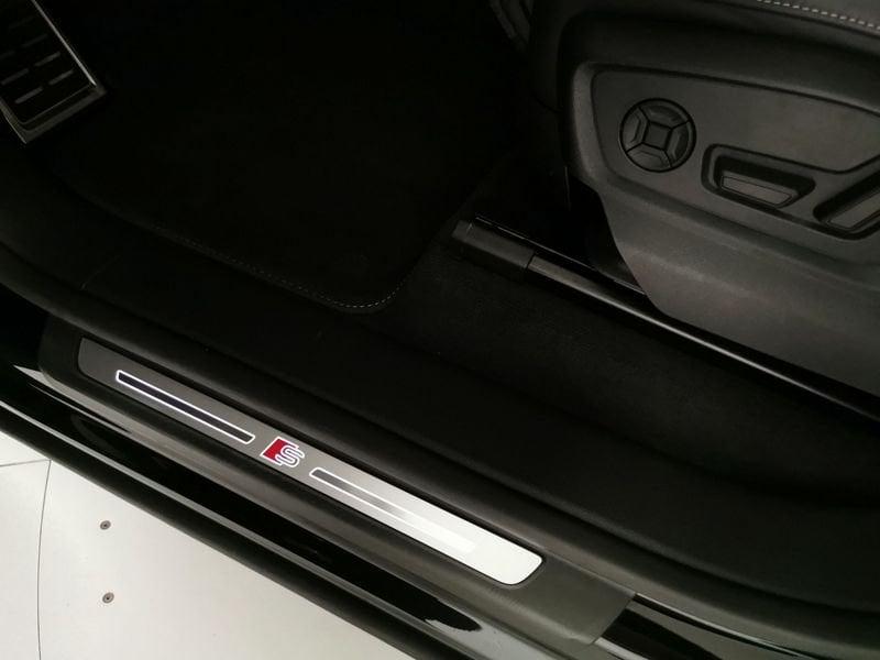 Audi Q8 45 3.0 tdi mhev Sport quattro tiptronic