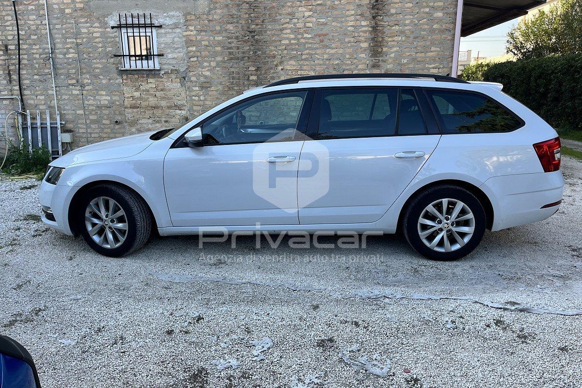 SKODA Octavia 1.6 TDI CR 115 CV DSG Wagon Executive