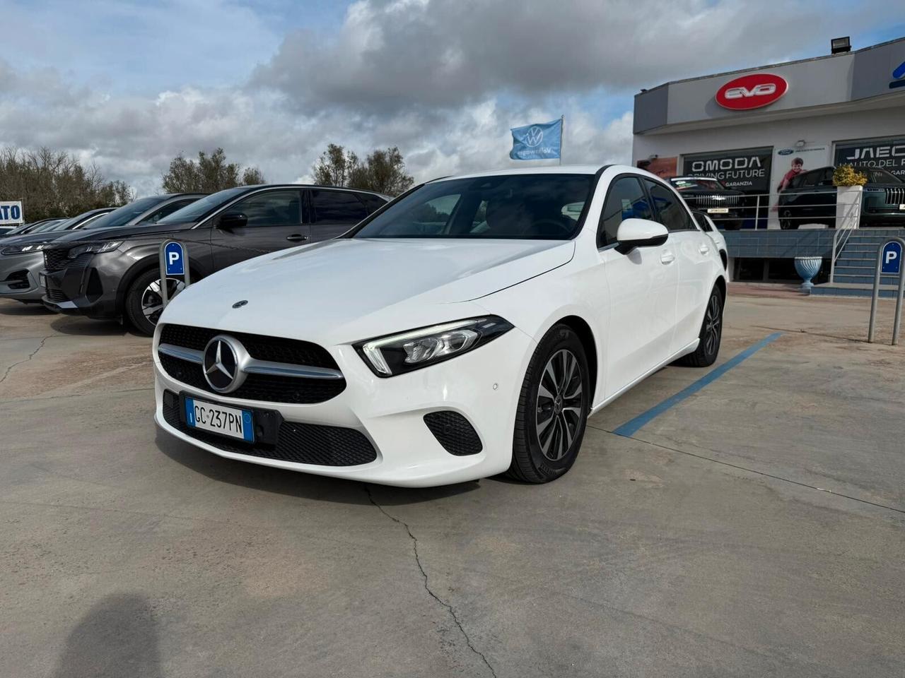 MERCEDES CLASSE A 180 D AUTOMATIC BUSINESS EXTRA