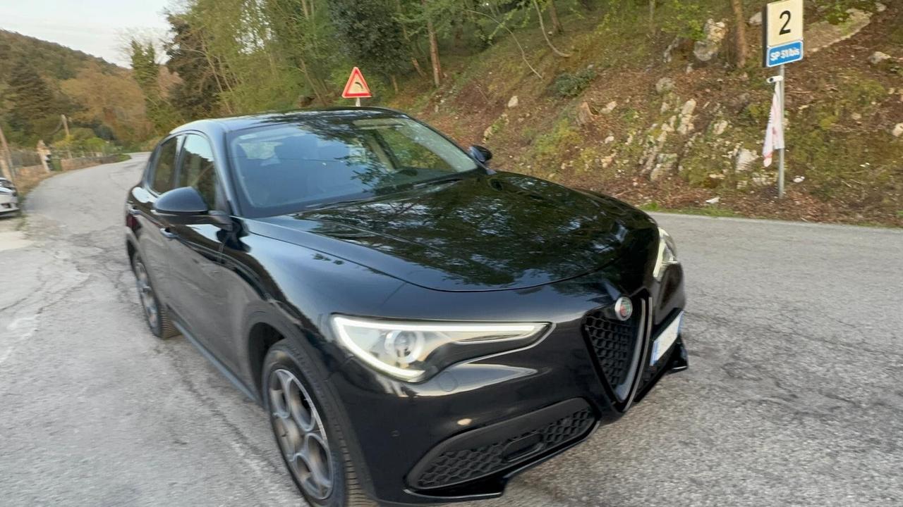Alfa Romeo Stelvio 2.2 Turbodiesel 190 CV AT8 Q4 Sprint