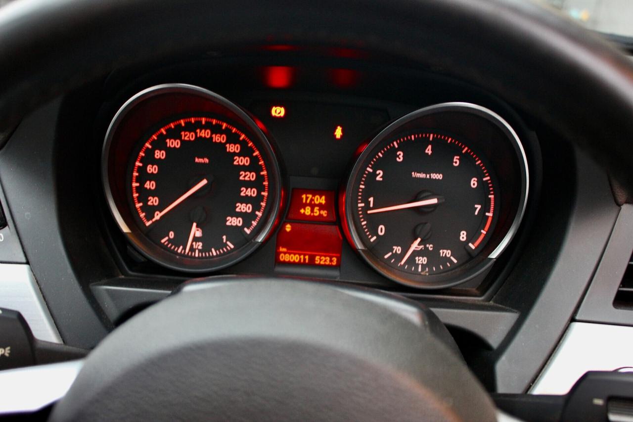 Bmw Z4 sDrive20i INTERNI IN PELLE MARRONE NAVY