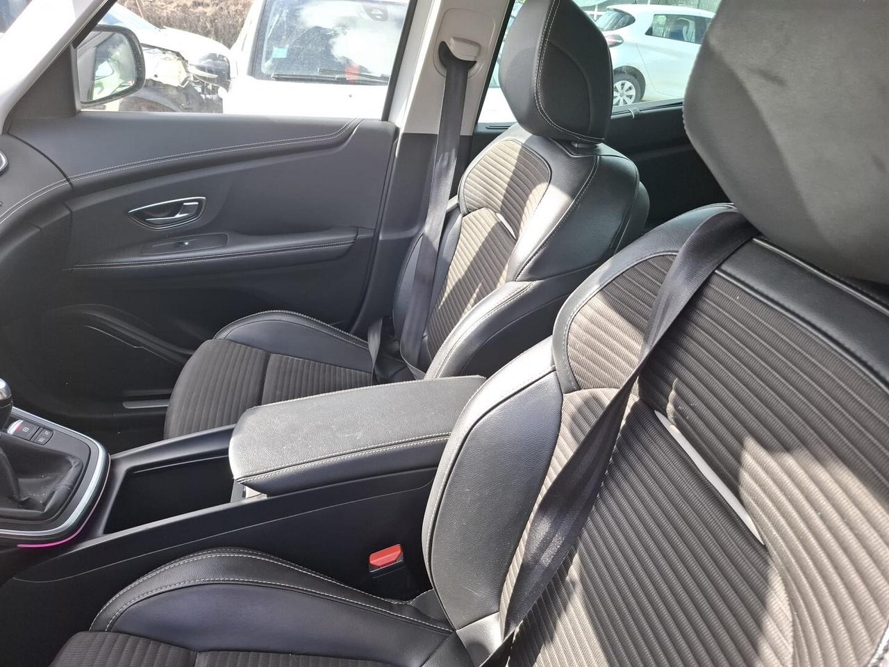 RENAULT SCENIC S.C GRAVE DCI 2018 SINISTRATA