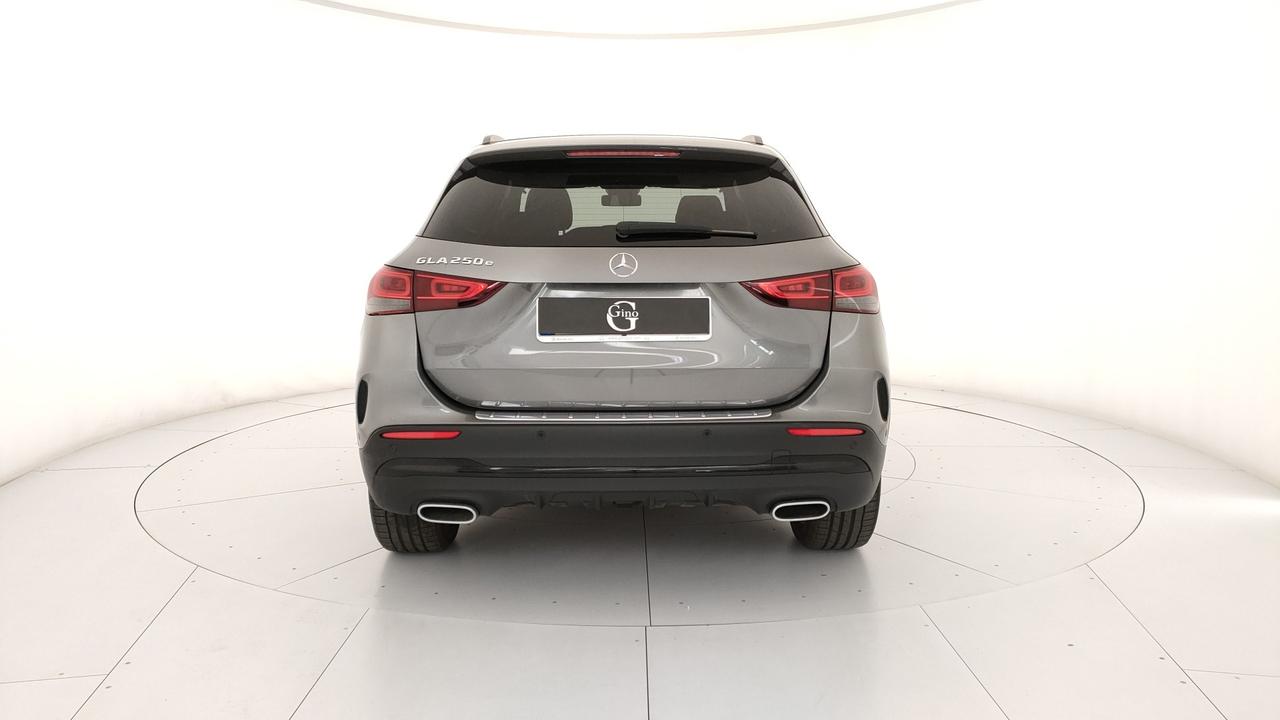 Mercedes-Benz GLA 250 e phev (eq-power) Premium auto