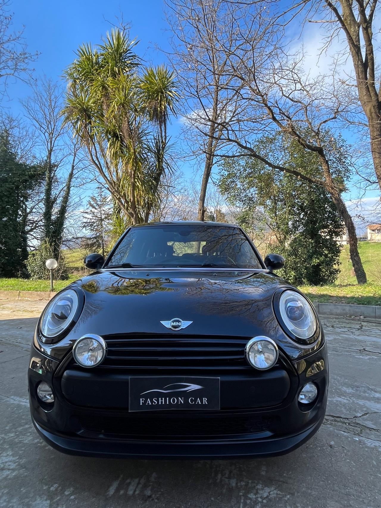 Mini One D 1.5 95CV 5p TOTAL BLACK OCCASIONE