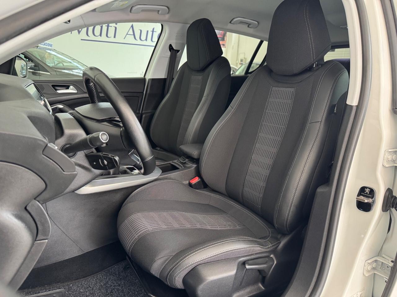 Peugeot 308 BlueHDi 130 S&S Allure