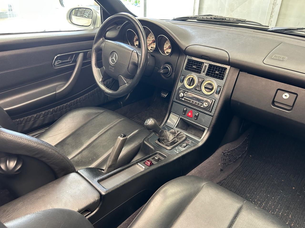 Mercedes-benz SLK 200