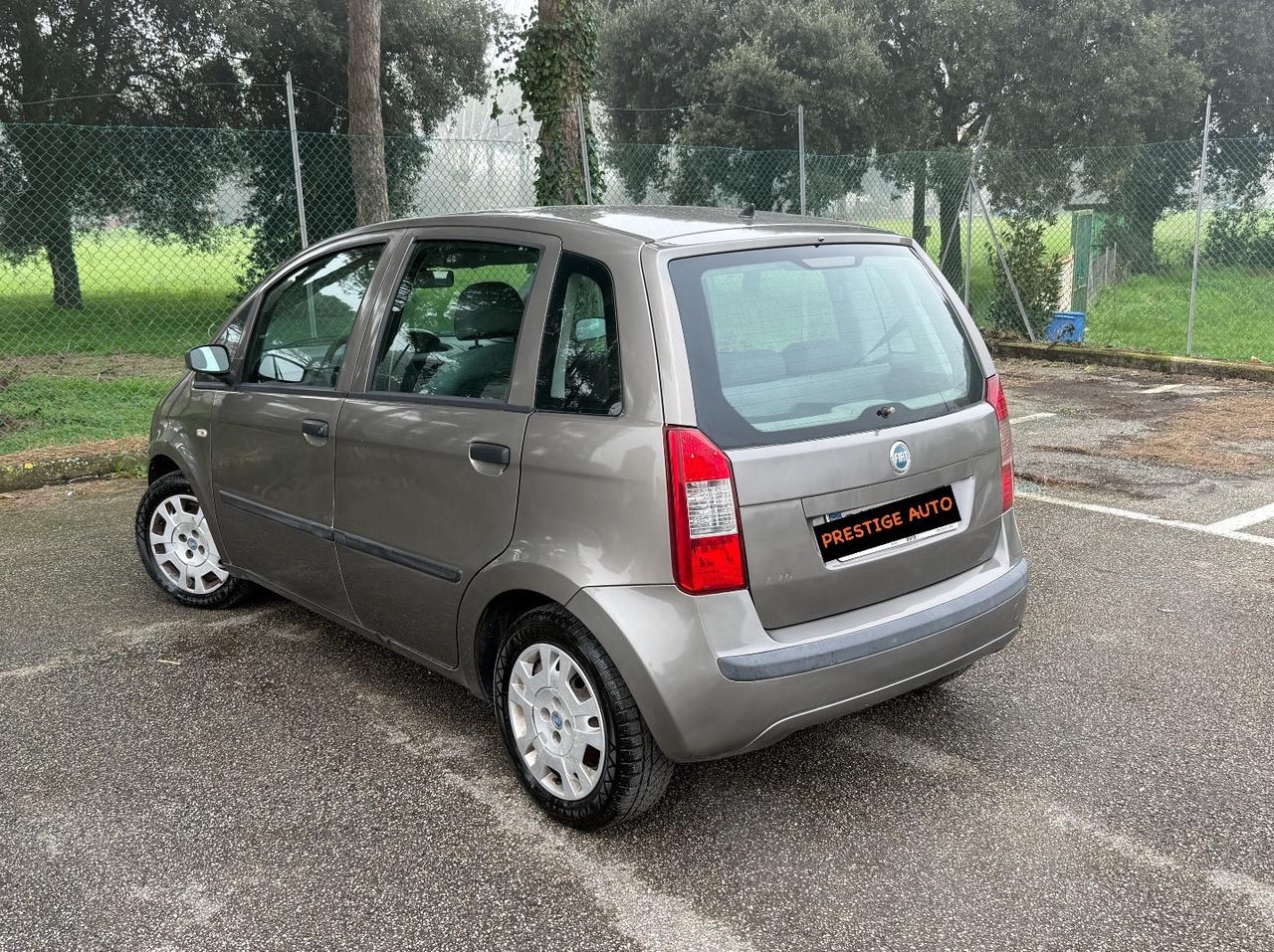 Fiat Idea 1.4 16V GPL BlackEnergy