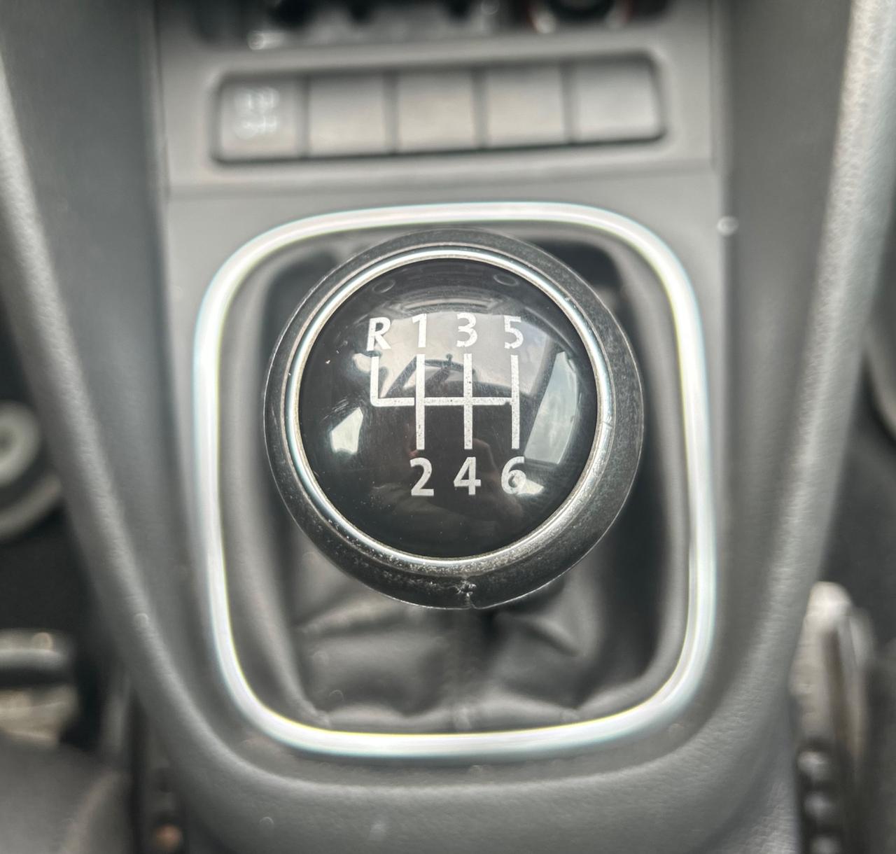 Volkswagen Golf 6 serie 2.0 TDI 140CV 5p. Highline