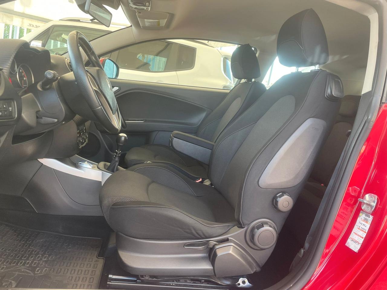 Alfa Romeo MiTo 1.4 T 120 CV GPL Distinctive Sport Pack
