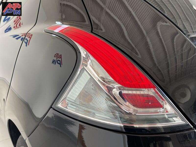 Lancia Ypsilon 1.0 FireFly 5 porte S&S Hybrid Gold *Display*