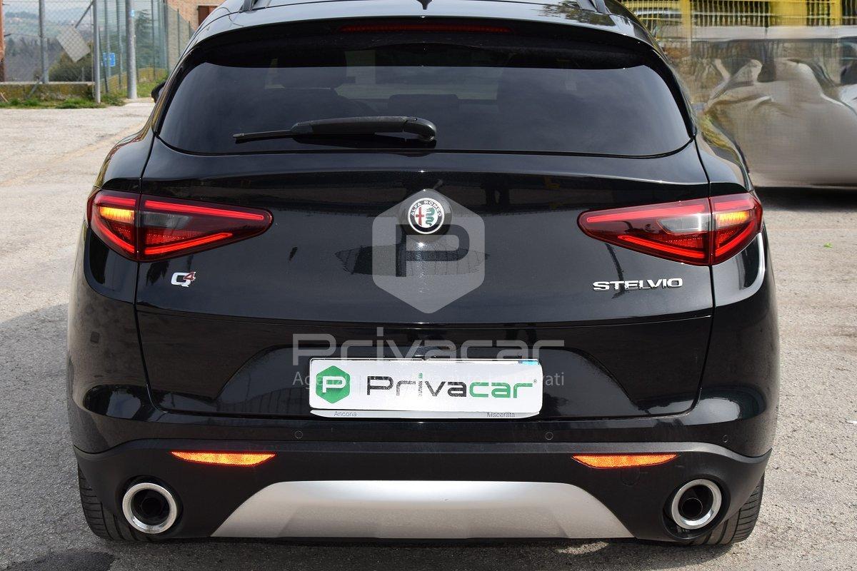 ALFA ROMEO Stelvio 2.2 Turbodiesel 210 CV AT8 Q4 Executive