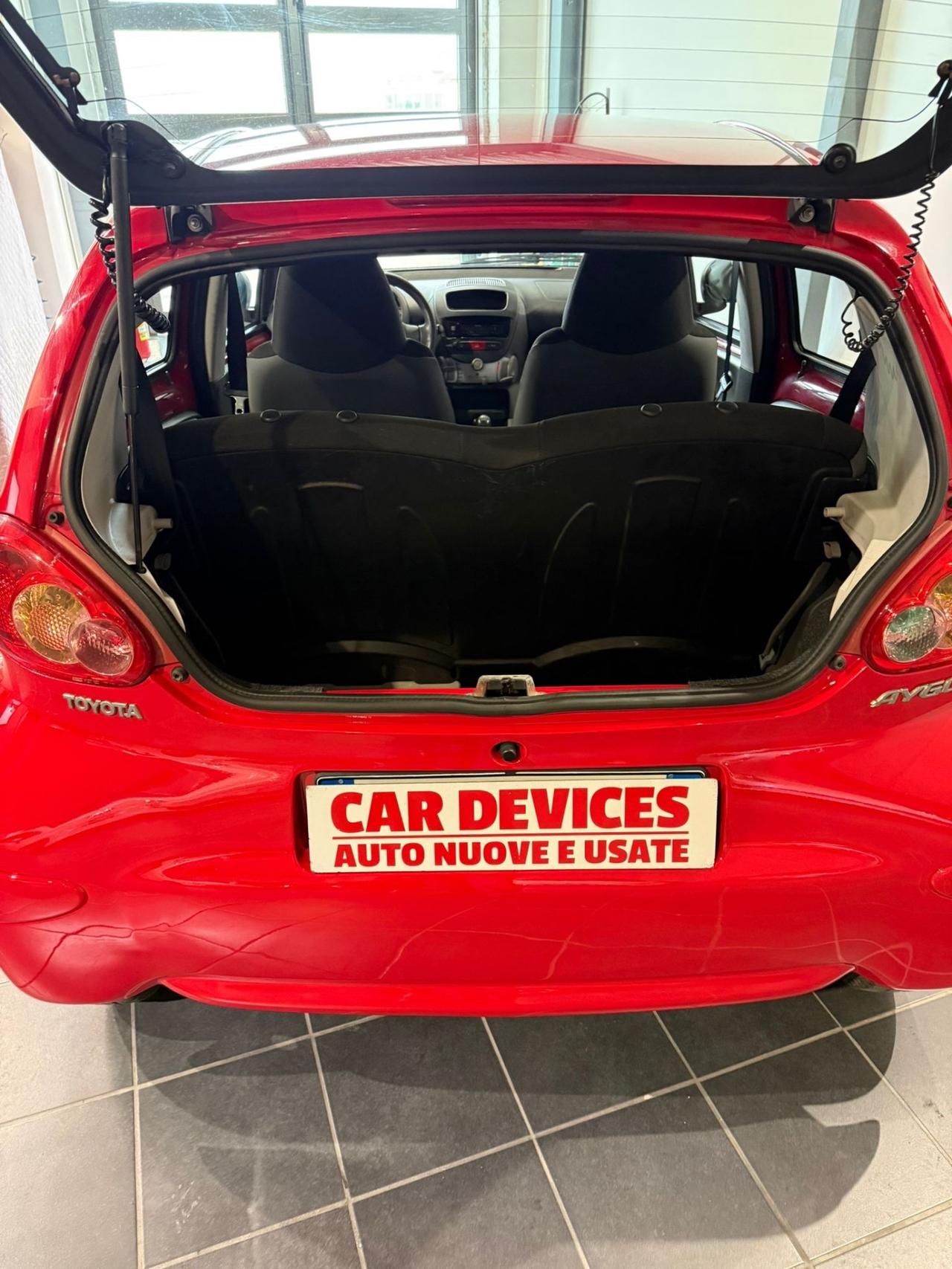 Toyota Aygo 1.0 - UNICO PROPRIETARIO-NEOPATENTATI