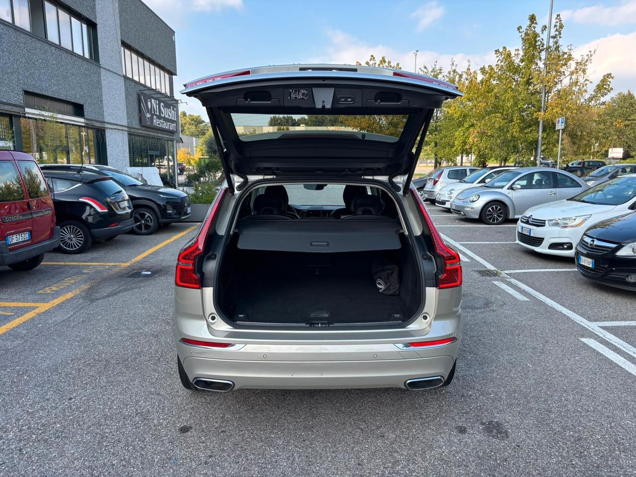 Volvo XC 60 XC60 B4 (d) AWD Geartronic Inscription
