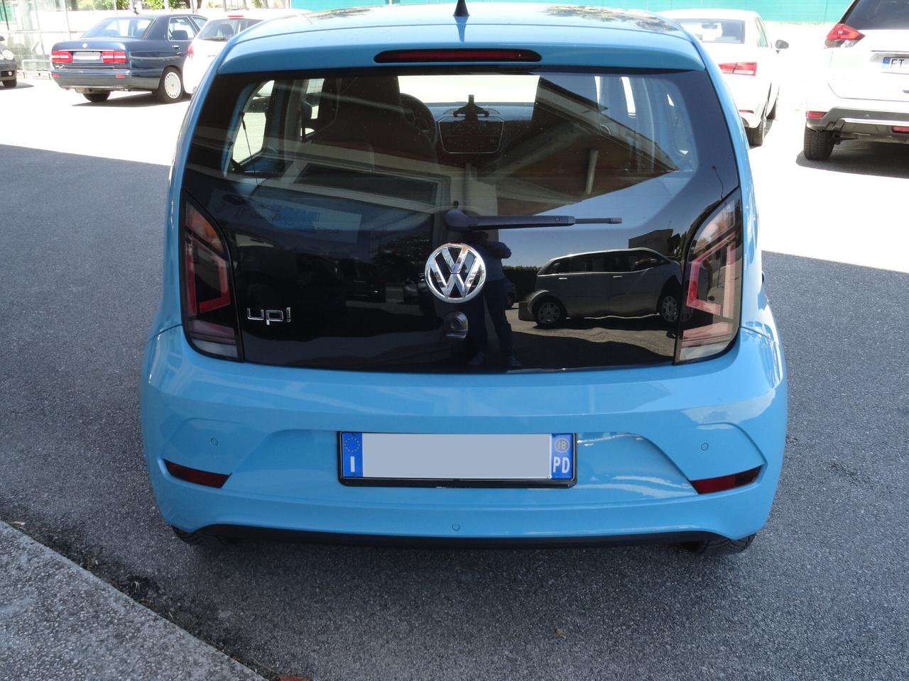 Volkswagen up! 1.0 5p. move