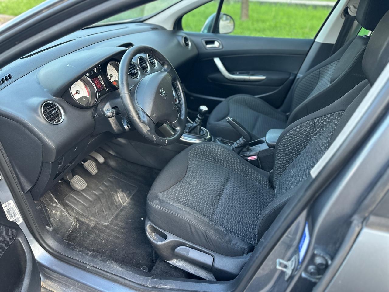 Peugeot 308 1.6 HDi 110CV SW Ciel Premium