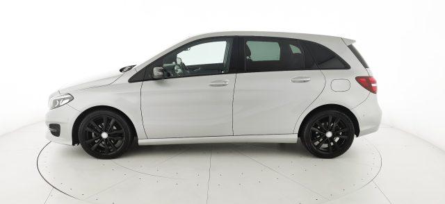 MERCEDES-BENZ B 180 d Sport