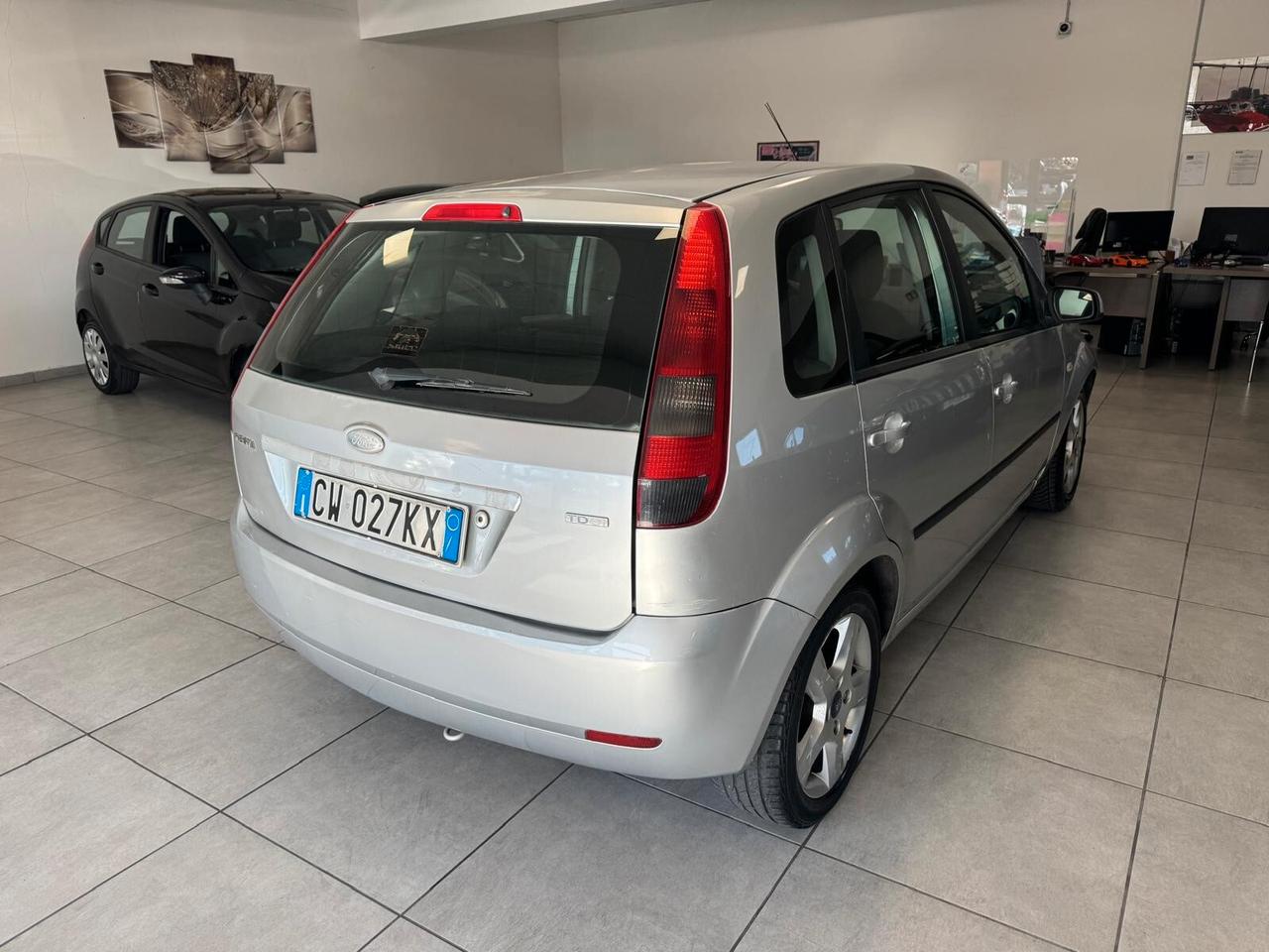 Ford Fiesta 1.4 TDCI 68CV 5 PORTE 2005