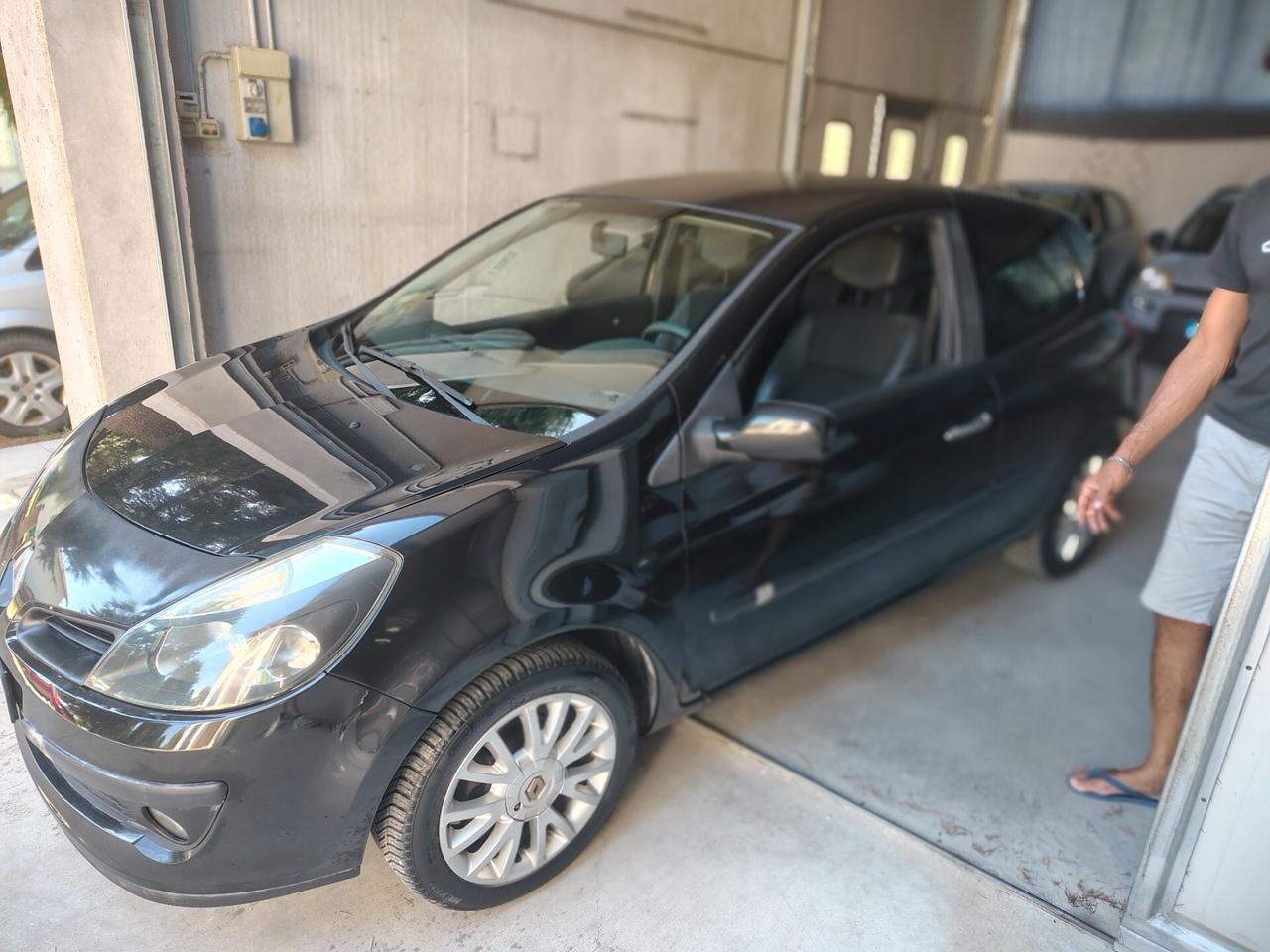 Renault Clio 1.2 16V 3 porte Le Iene