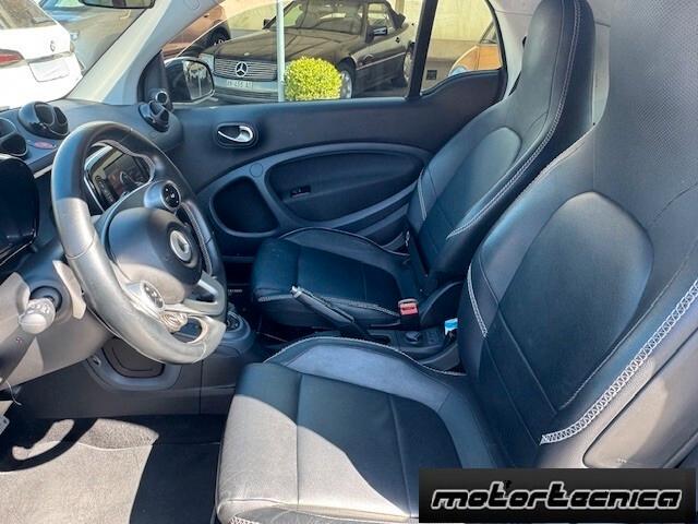 Smart ForTwo BRABUS 0.9 Turbo twinamic ITALIANA FULL