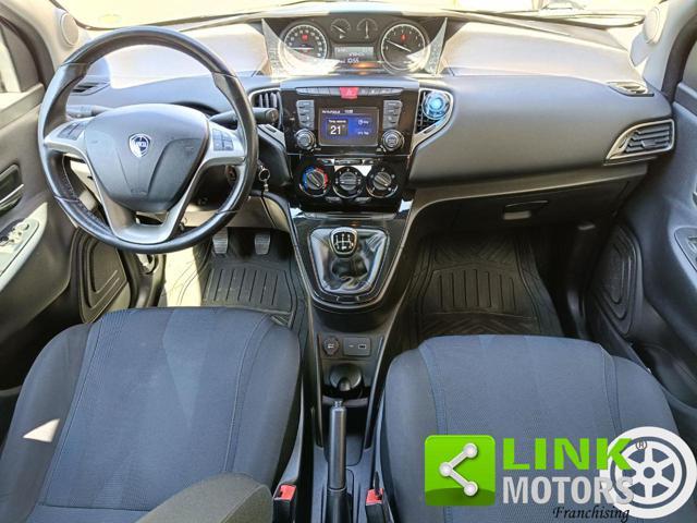 LANCIA Ypsilon 0.9 TwinAir 85 CV 5 porte Metano Ecochic