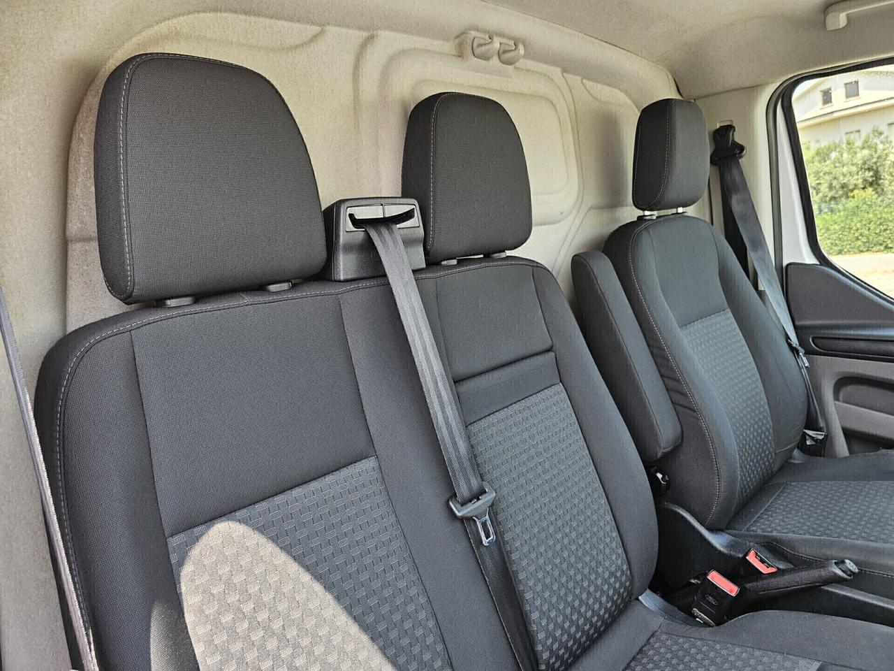 Ford Transit Custom 280 2.0 EcoBlue 130 PC Trend