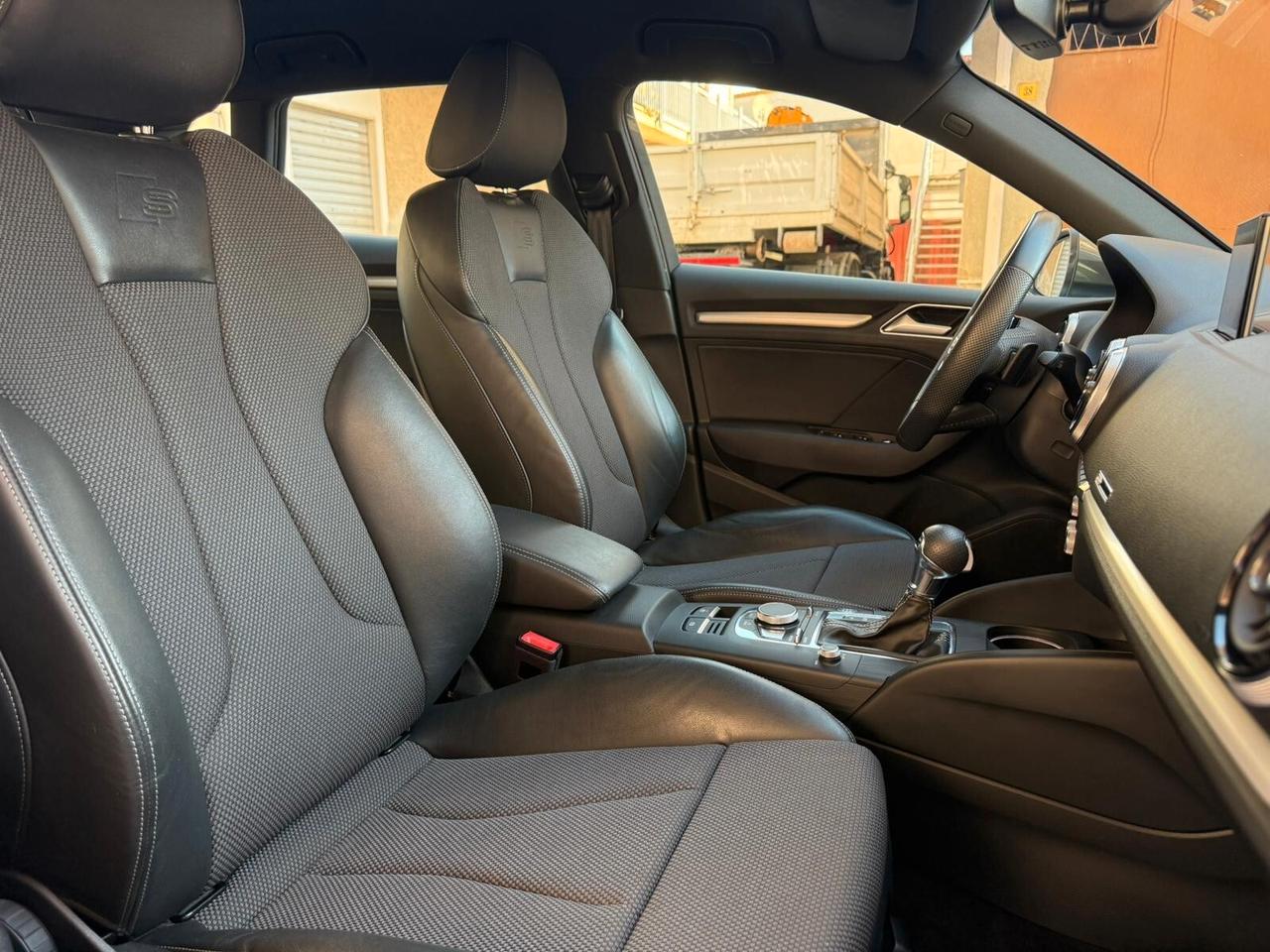 Audi A3 SPB 30 TDI S tronic S-Line