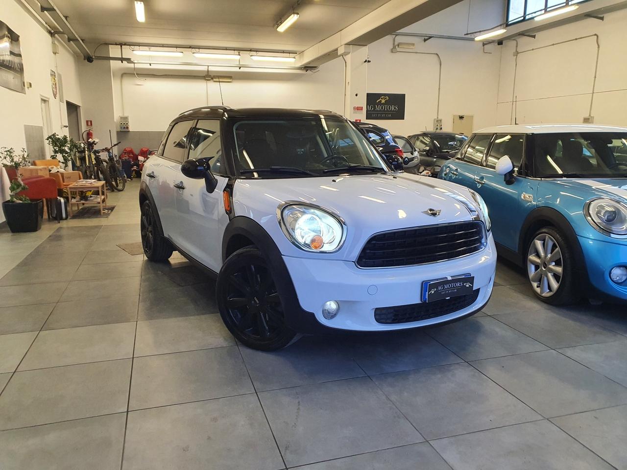 Mini Cooper Countryman 2.0 D Automatica