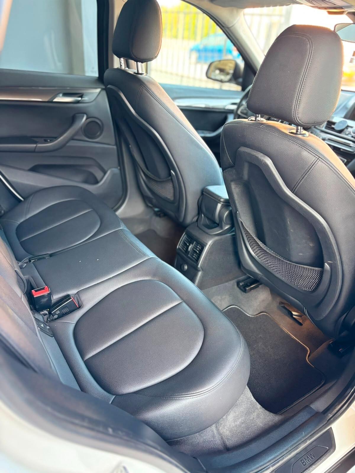 Bmw X1 sDrive18d xLine