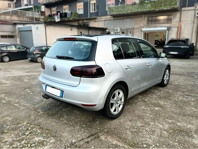 Volkswagen Golf 1.6 TDI Highline