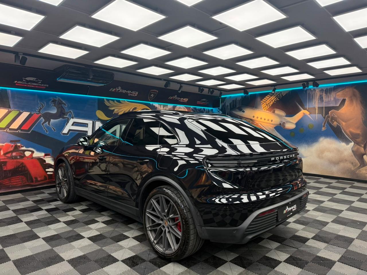 Porsche Macan EV 4S (451)